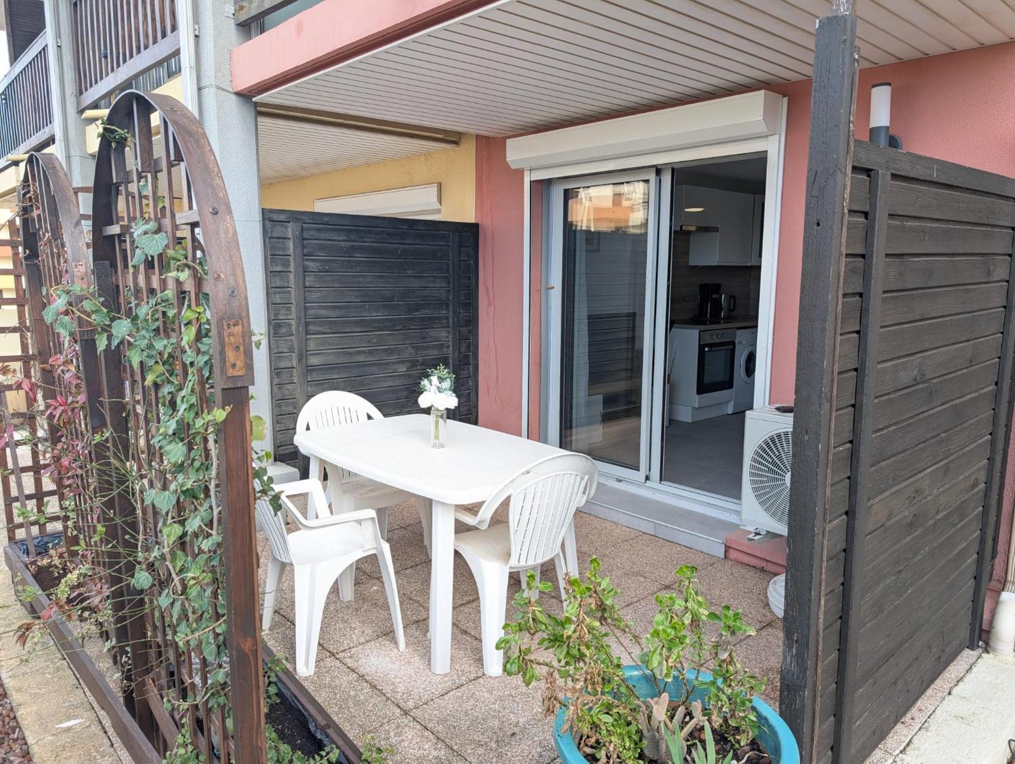 Studio Cabine 4 Personnes Cap D'Adge Agde Exteriér fotografie